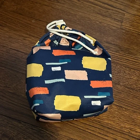 Esembly Cloth Diaper Set - Size 1 (7-17lbs) - Picture 5 of 5